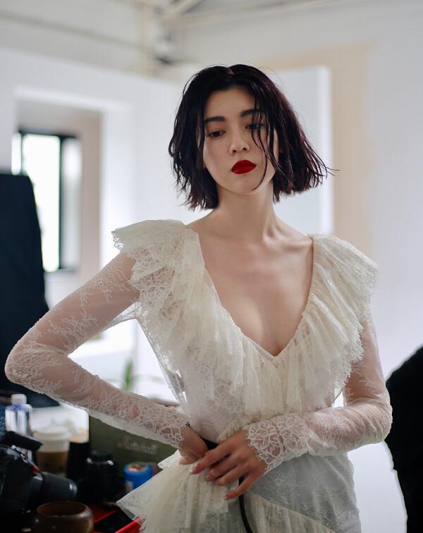 周杰伦说好不哭MV女主三吉彩花写真图片 三吉彩花高清生活照